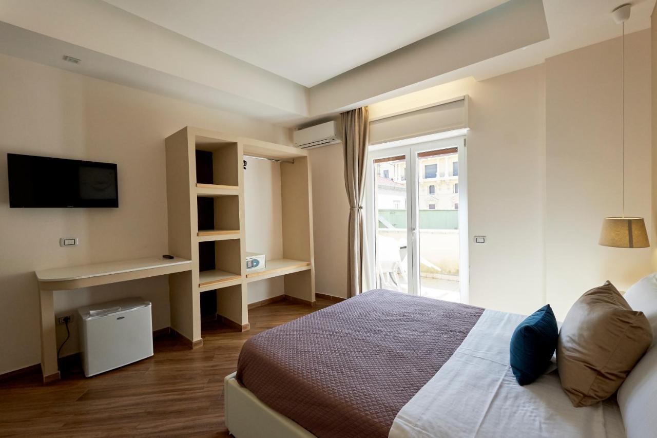 살레르노 360 Hospitality B&B 외부 사진